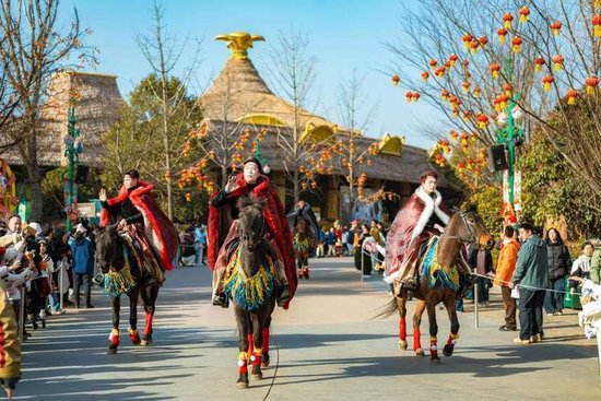 银基动物王国NPC骑马互动