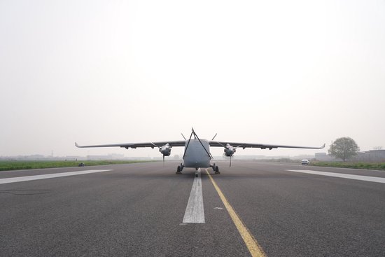 “长鹰-8”郑州首飞 河南低空经济加速布局