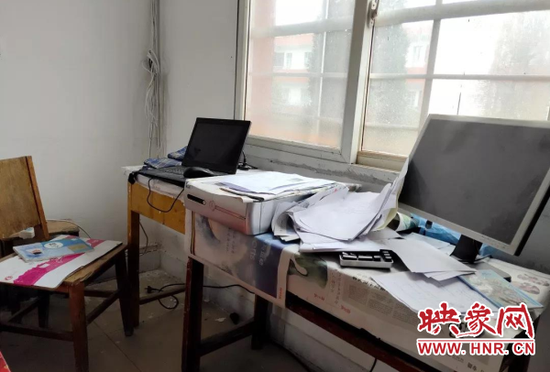 还没来得及关掉的电脑