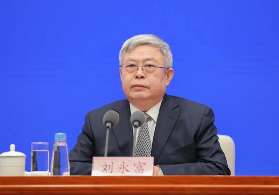 国务院扶贫办主任刘永富
