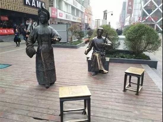 3、更新建筑风貌