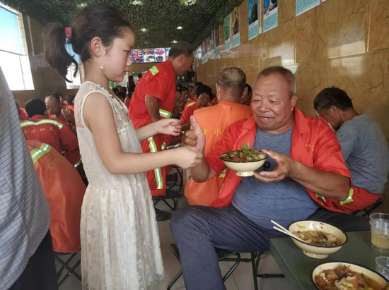 猛犸新闻·东方今报记者 朱久阳 萌友 孙先生/视频  记者 夏雨/剪辑