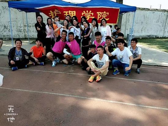 河南应用技术职业学院第三届春季运动会圆满结