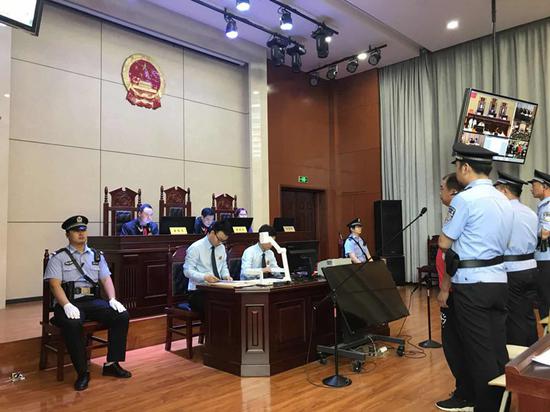 ֣�����ӵ�����׬�˼�ǧ�� ������������������ǧ��