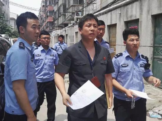 ֣��ִ�иɾ��������ڷ� ����ץ����һ����ִ����