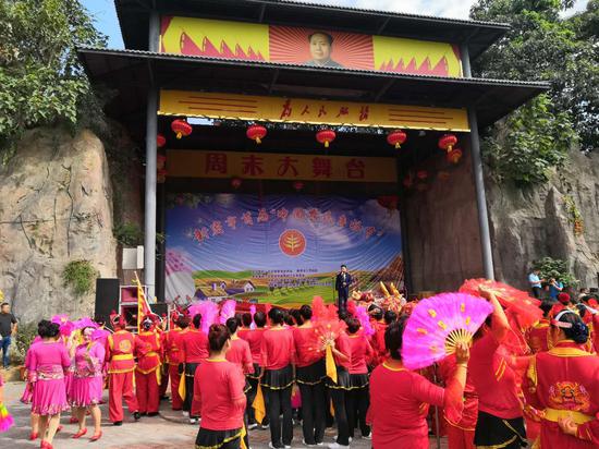首届中国农民丰收节 河南各地庆祝形式各有不同