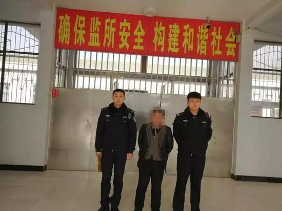 鹿邑一男子恶意拨打110 辱骂接警员被拘留 鹿邑一男子恶意拨打110 辱骂接警员被拘留