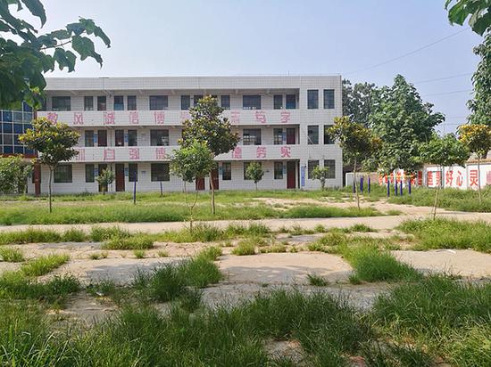 做好農村危房改造，是脫貧攻堅的一大重要任務。