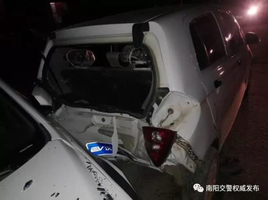 目前，因涉嫌妨害公務已移交新野縣公安局，案件正在進一步調查處理中。