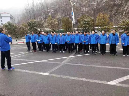 ��Ů��ڡ�����������ɽ���¾㱸 ����������