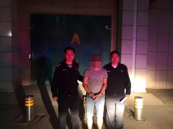 新乡人口流入_新乡职业技术学院(3)