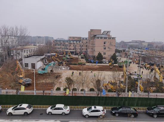 河南版“小汤山”医院选址港区 现场工作人员称不超过10天建成(最新发布)