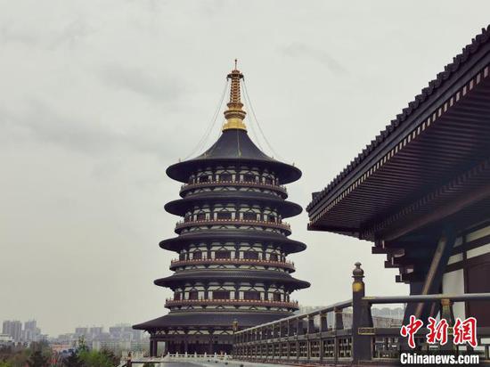 洛阳天堂遗址 刘鹏 摄