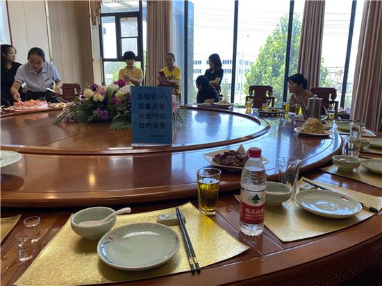 勤俭节约！漯河一酒店设立巡视员 剩菜超15%服务员将受罚