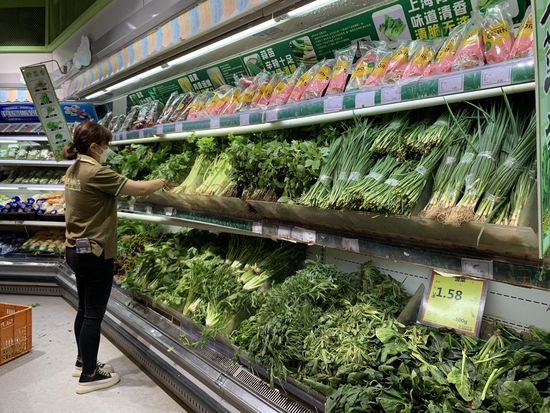 放心吃，随便买! 记者探店郑州超市，物资管够！