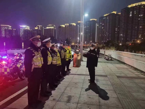 元宵节将至 郑州交警发布重要提醒