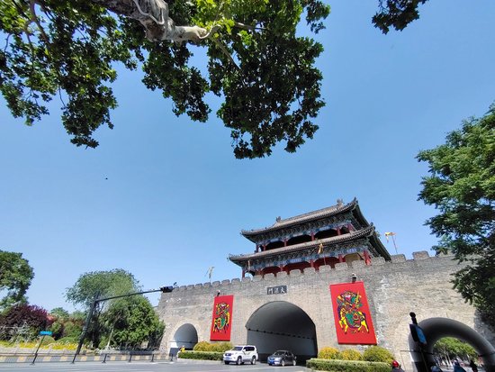 城墙大梁门