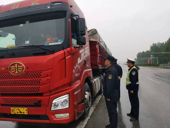 货运大省如何治超？河南出台新政