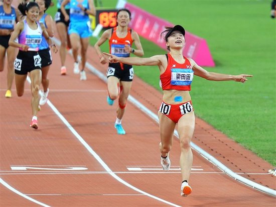 全运会田径冠军梁田田。胡斌 摄