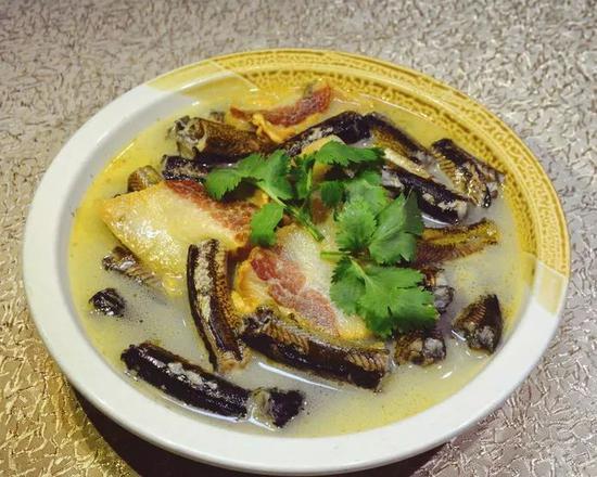 臘肉燉鱔魚