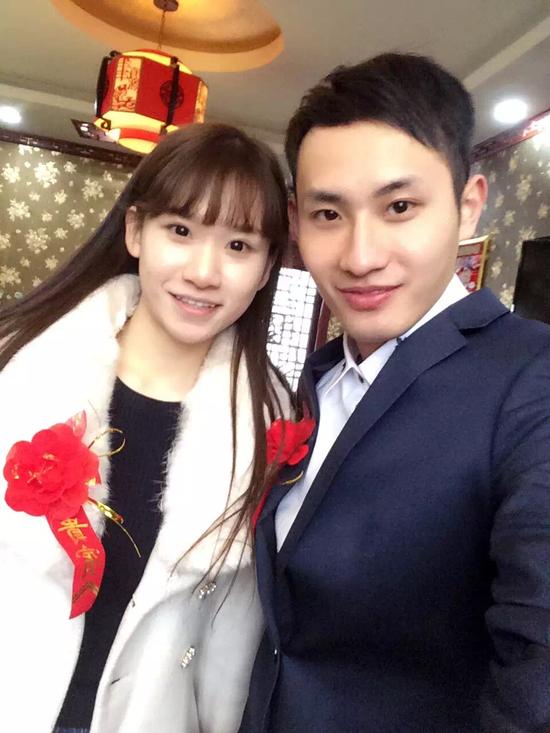 女神fan郑大软萌妹来袭来看金牛座霸气秀恩爱