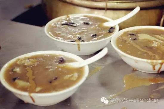 合适的温度是好味道不可或缺的搭档,就像胡辣汤,