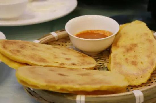 浓浓乡村风!铁锅灶台玉米馍!盘点郑州充满年代