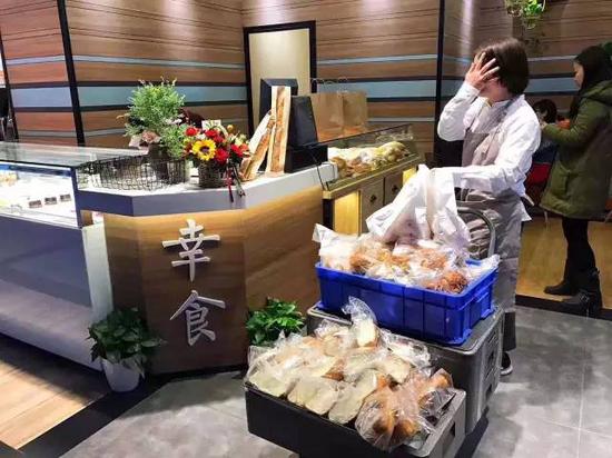 说之前朋友圈的甜品网红,