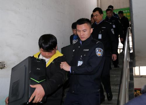 揭秘彩票诈骗公司:74名嫌疑人平均年龄不足25