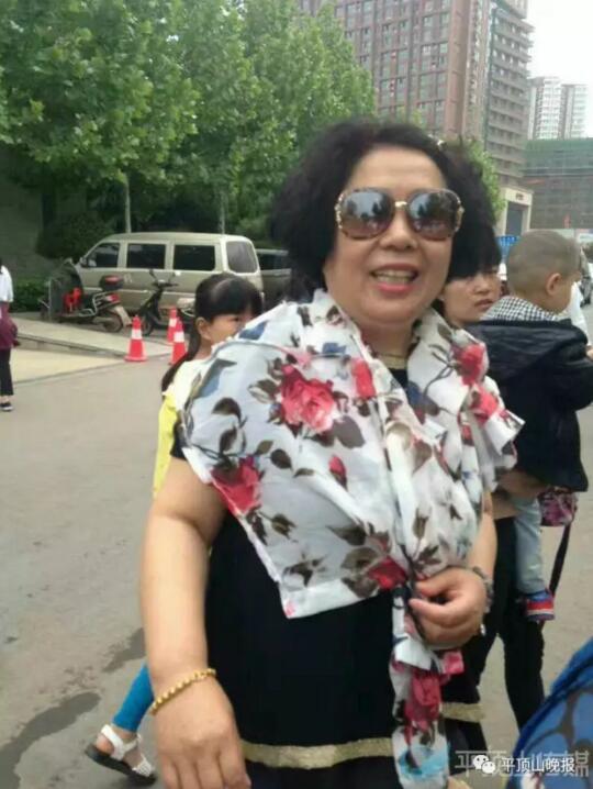 救人的“好心大姐”。微友“幸福”供图