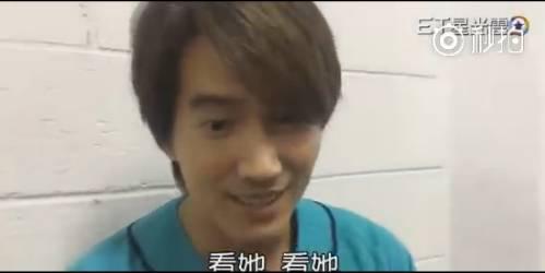 紧接着志玲姐姐也笑着回复