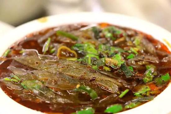 让郑州土著吃货黯然神伤找了很久的辣妹小吃,如今又开业了?