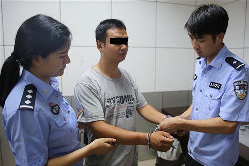 焦作男子酒后没拦到出租车 怒砸28辆车挡风玻