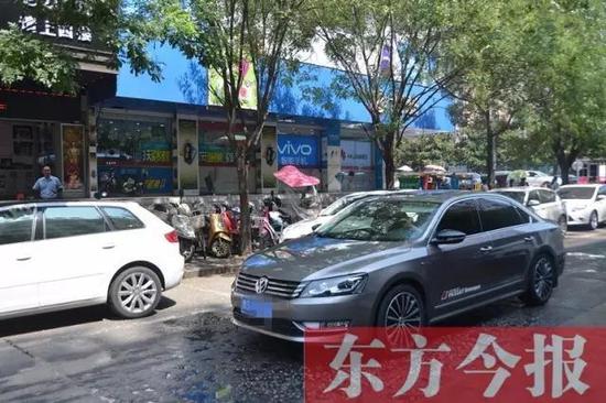 当日姚女士的车就被发现停在统一街这个位置