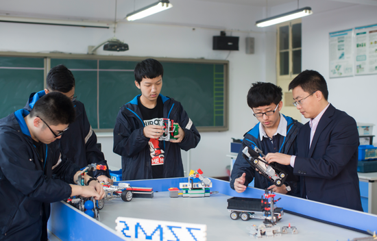 从幼儿园到大学 河南学生资助政策这都有!