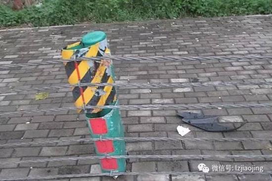 林州16岁少年骑摩托狂飙 撞上防护网抢救无效