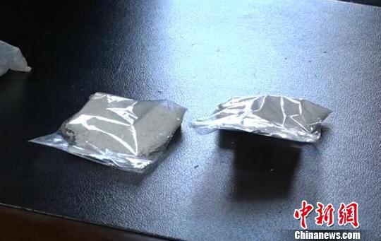 毒贩快递毒品遭长春警方识破 疯狂驾车拒捕被