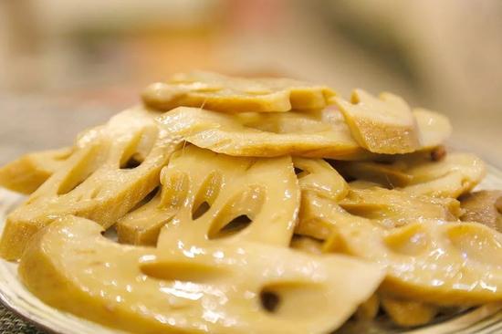 最郑州的武汉风味!春夏秋冬天天排长队,这家的