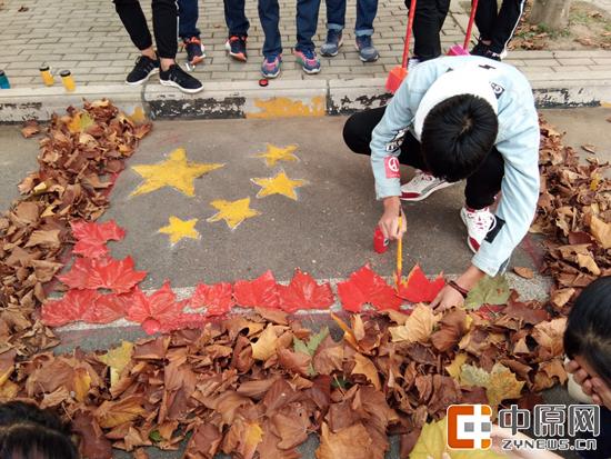 黄河科技学院应用技术学院—— 一颗红心向祖国。