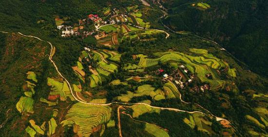 | 亮點2：攻堅克難堅決打好交通運輸脫貧攻堅戰