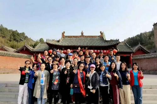 情感大剧《那年小米正芬芳》新闻发布会将在青天河景区举办