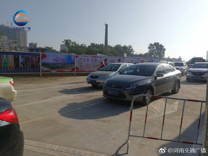 因郑州地铁5号线施工需要 黄河路沙口路通行方