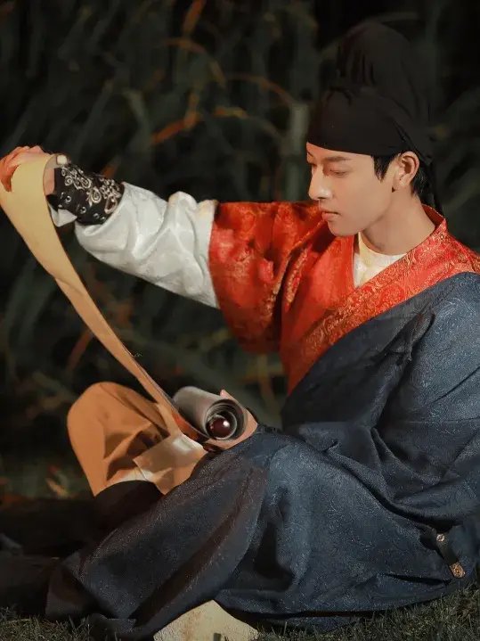 一枚排骨饰桃花花神