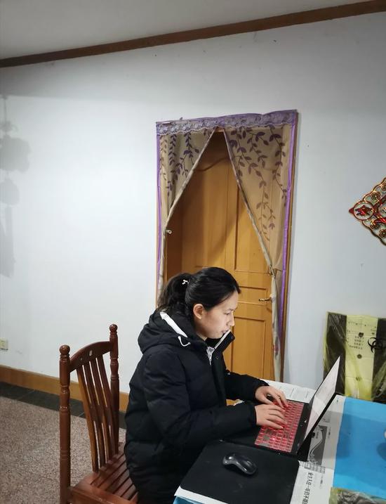 郑州经开五中开展“德育导师云家访”活动