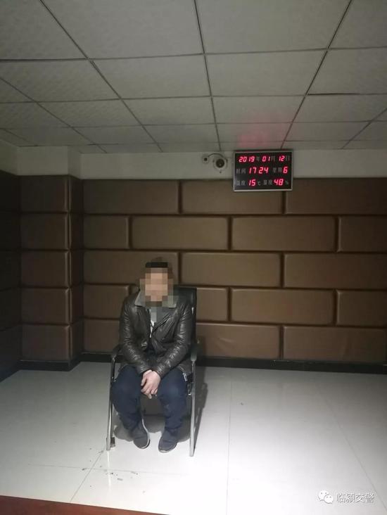 漯河临颍交警查获一起毒驾 同车三人都吸毒