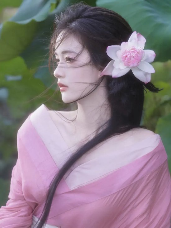 三月饰小香兰花神