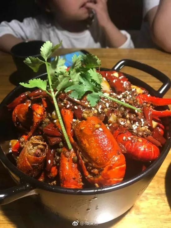 当当当!上个月的美食大冒险就是这么多啦!