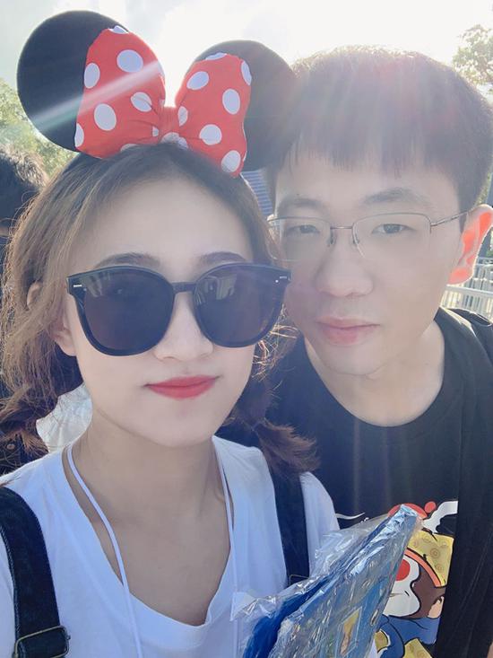 （謝楠和妻子生活照）