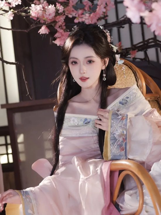 山海观雾饰芙蓉花神