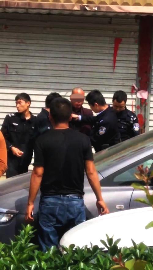 目前，犯罪嫌疑人董某已被我局依法刑事拘留，案件正在進(jìn)一步偵辦中。